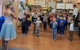 Spotkanie baletowe z dziećmi